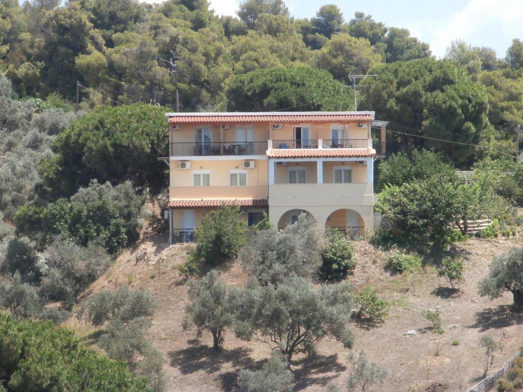 Villa Kavourakia Kolios Exterior photo